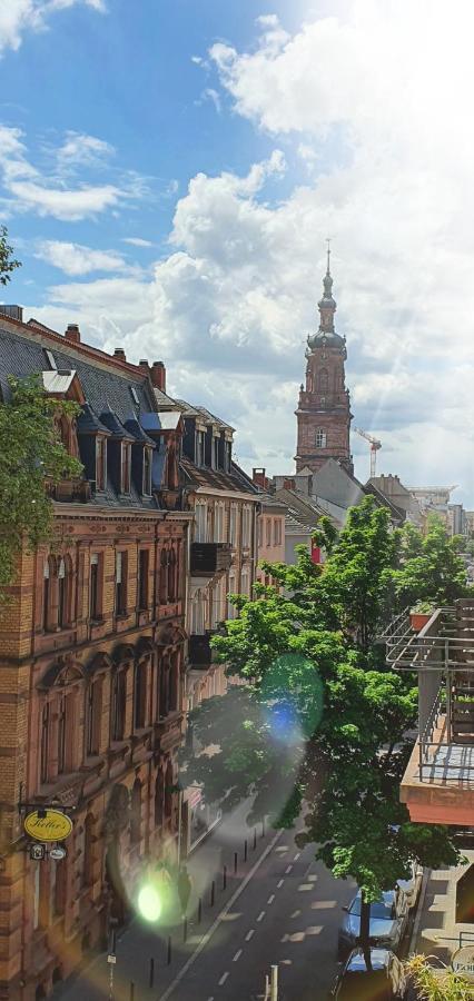 Sonniges Zimmer Mit Balkon Im Herzen Mannheims Exterior photo