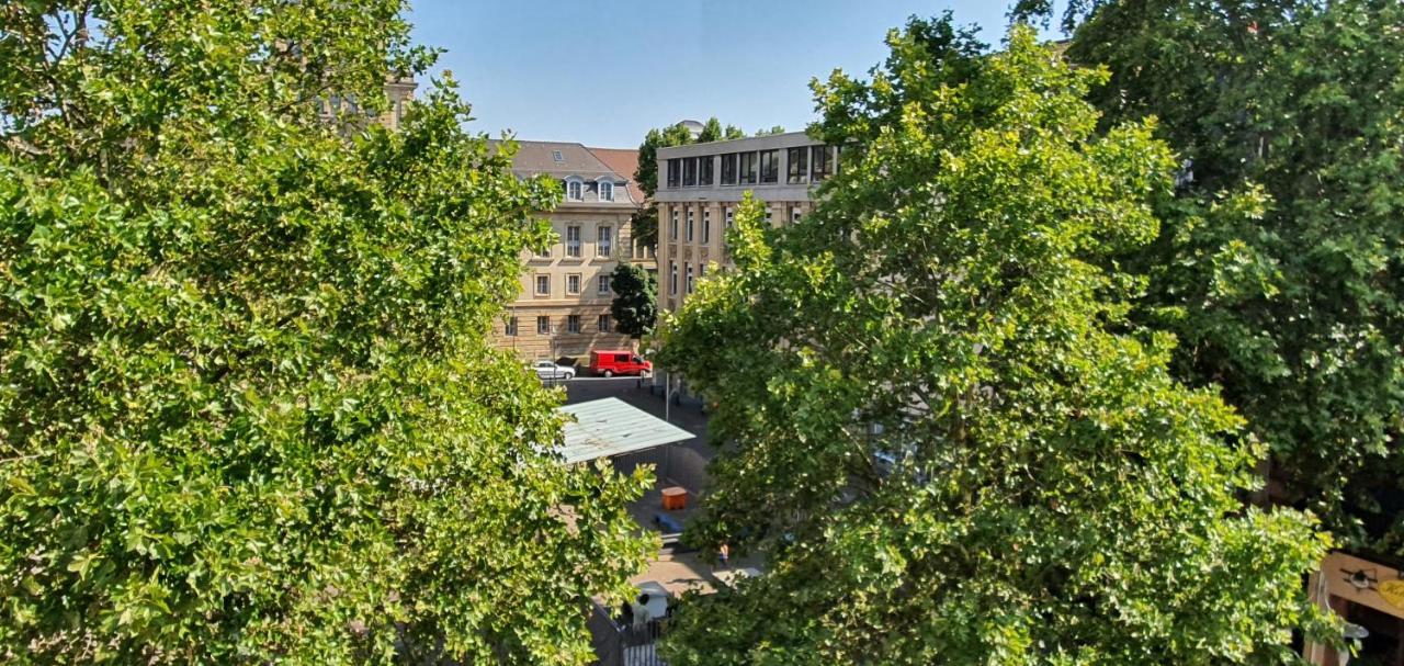 Sonniges Zimmer Mit Balkon Im Herzen Mannheims Exterior photo
