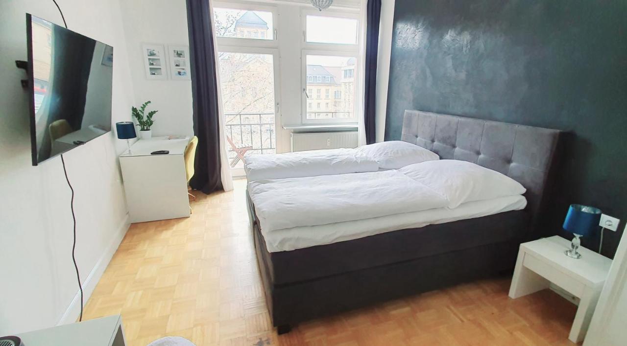 Sonniges Zimmer Mit Balkon Im Herzen Mannheims Exterior photo