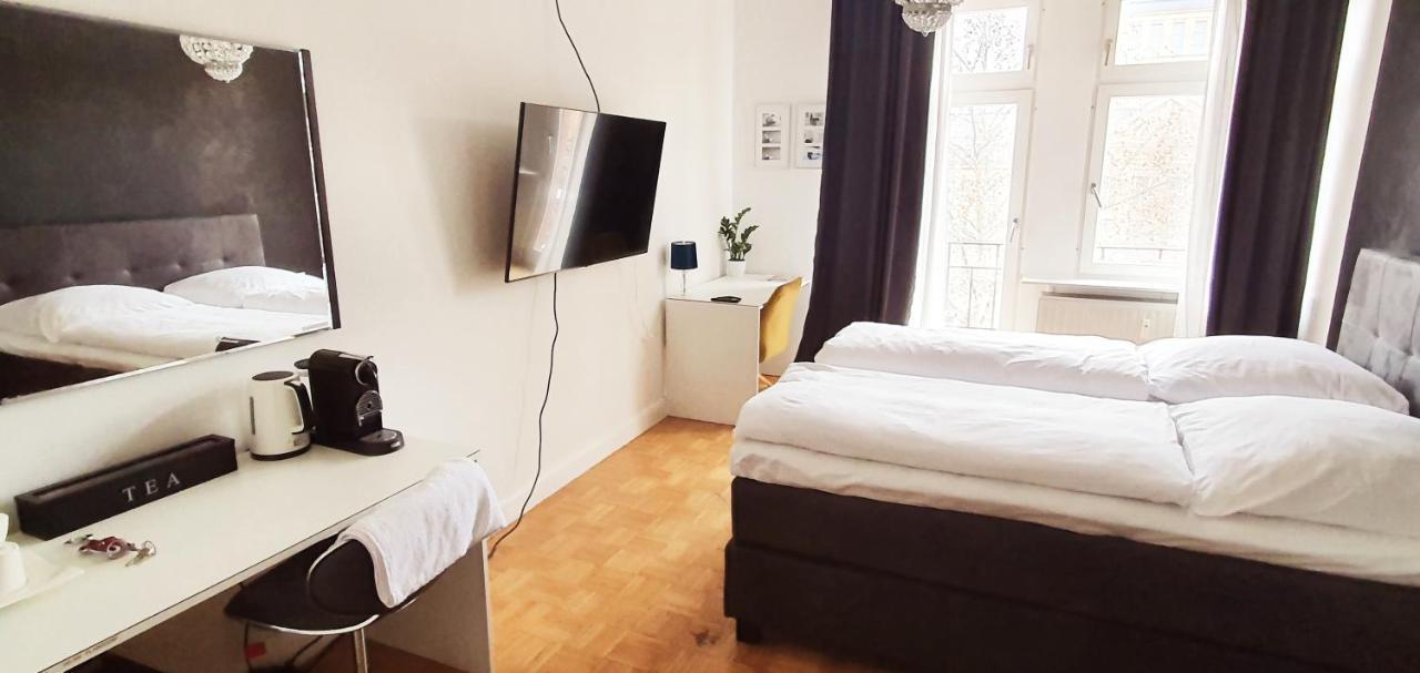Sonniges Zimmer Mit Balkon Im Herzen Mannheims Exterior photo